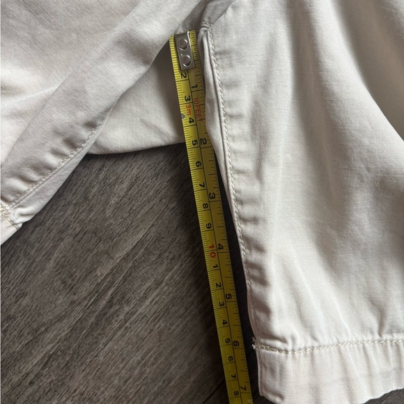 Talbots Women's Tan Shorts - Picture 5 of 6